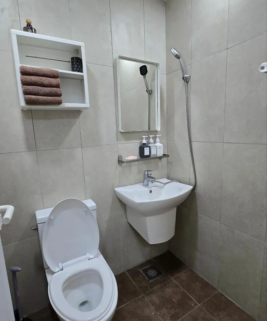 A Bridge House 2-C Hotel Incheon 0*,  South Korea